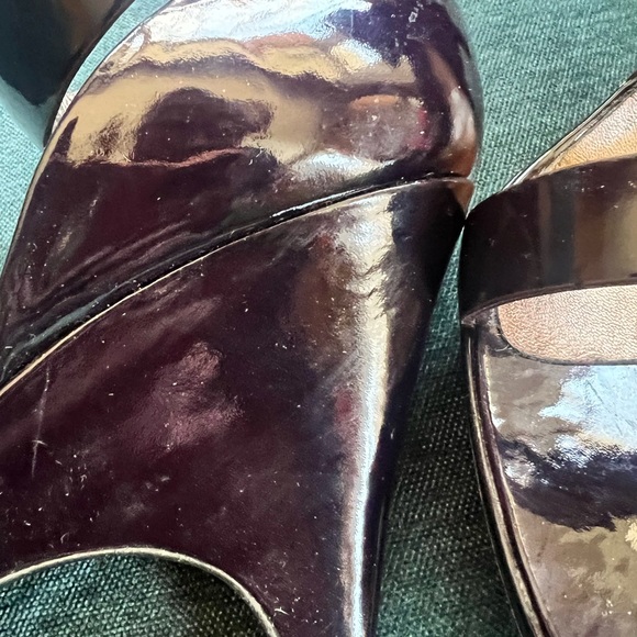Versace 37.5 Patent Leather Ankle Strap Heels Eggplant Shaped Heel Italy - Picture 11 of 14